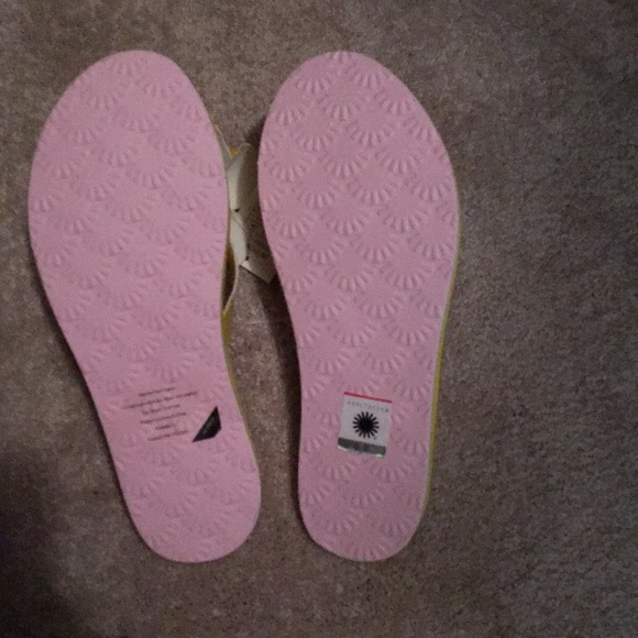 Ugg sandals - Picture 4 of 5